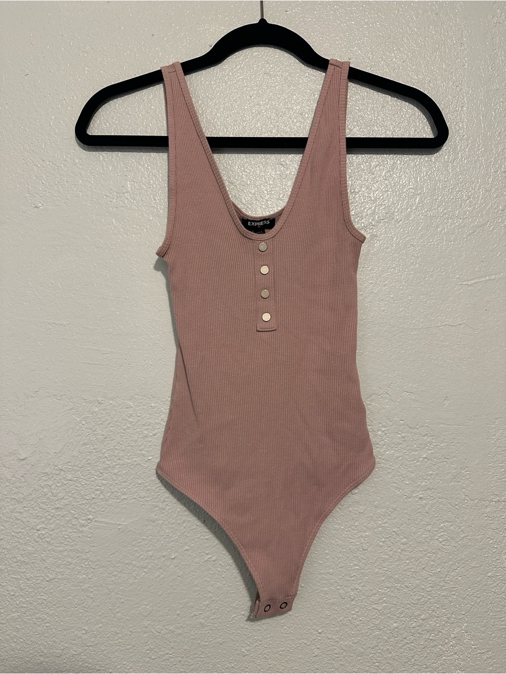 Express Ribbed Snap-Front Bodysuit in Mauve Pink